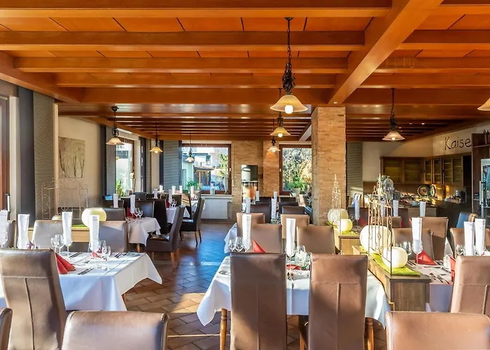 Kaiser\'S Weinland Hotel